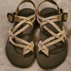Chacos Tan and cream colored straps